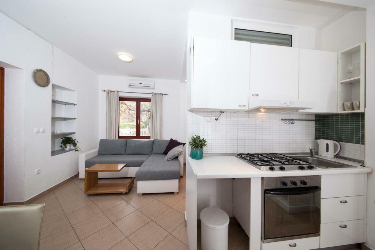 Villa Makarana Apartments Makarska Eksteriør billede